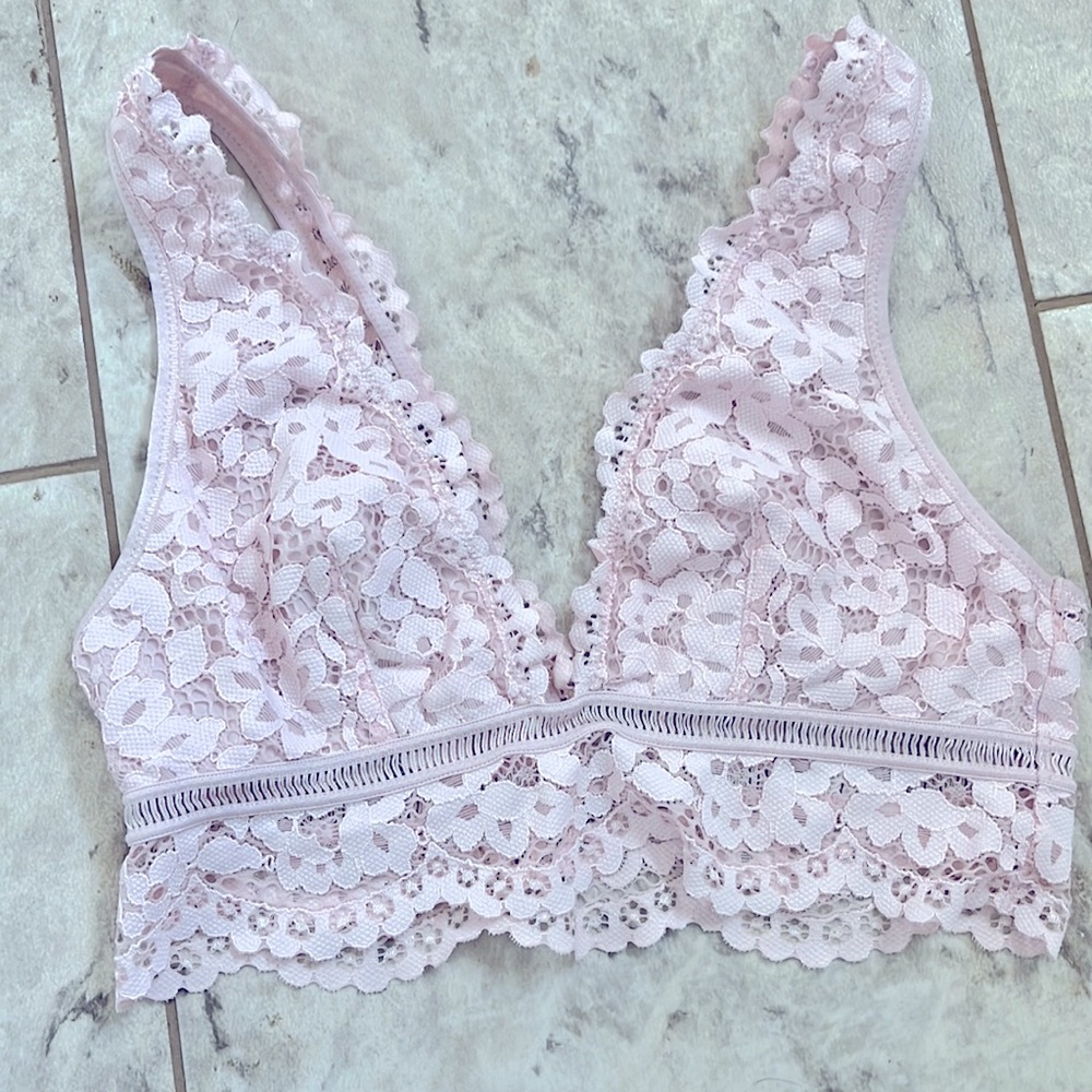 Victoria Secret Body by Victoria